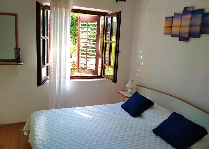 Porec One-Bedroom Apartment 2