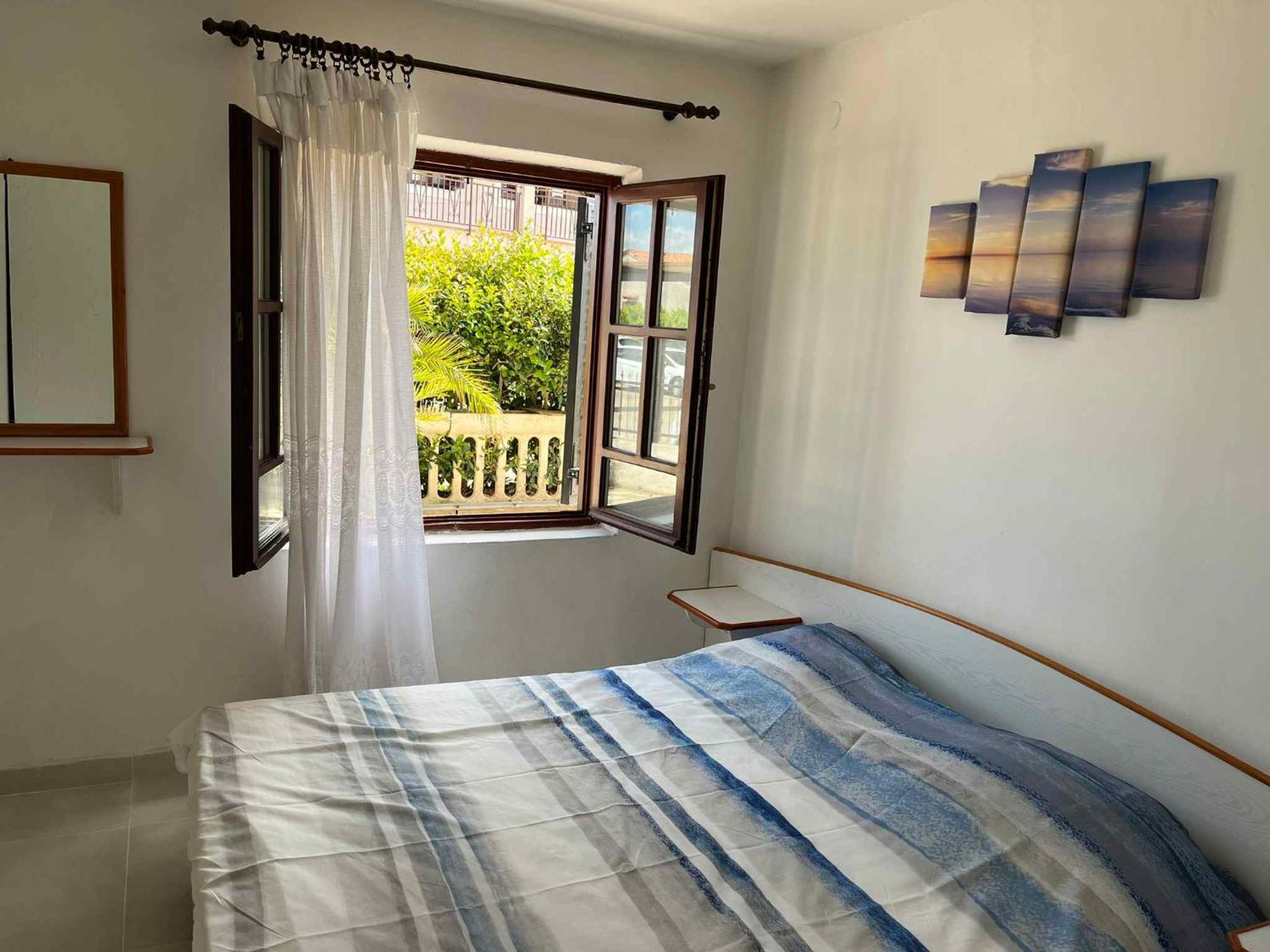 One-bedroom 2