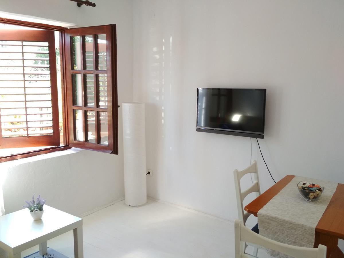 One-bedroom 2 Apartment